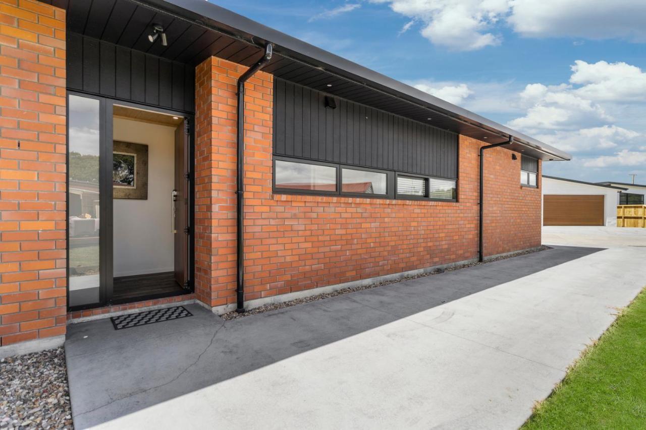 Custom Designed Holiday Home, Next To Cycleway. Te Aroha Esterno foto